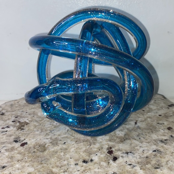 Vintage Art Glass Rope Knot Sculpture Spiral Blue
White Sparkles Abstract - Picture 12 of 16
